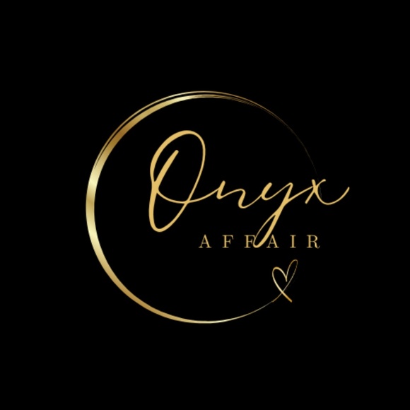 Onyx Affair Cluster Lashes: Bold Beauty for Stunning Looks - Picture 3 of 5